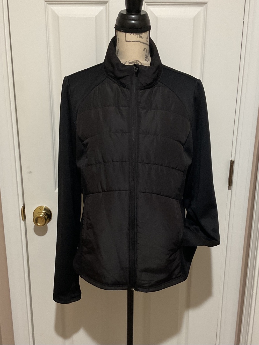 tek gear Black Quilted Front Zip Puffer Jacket